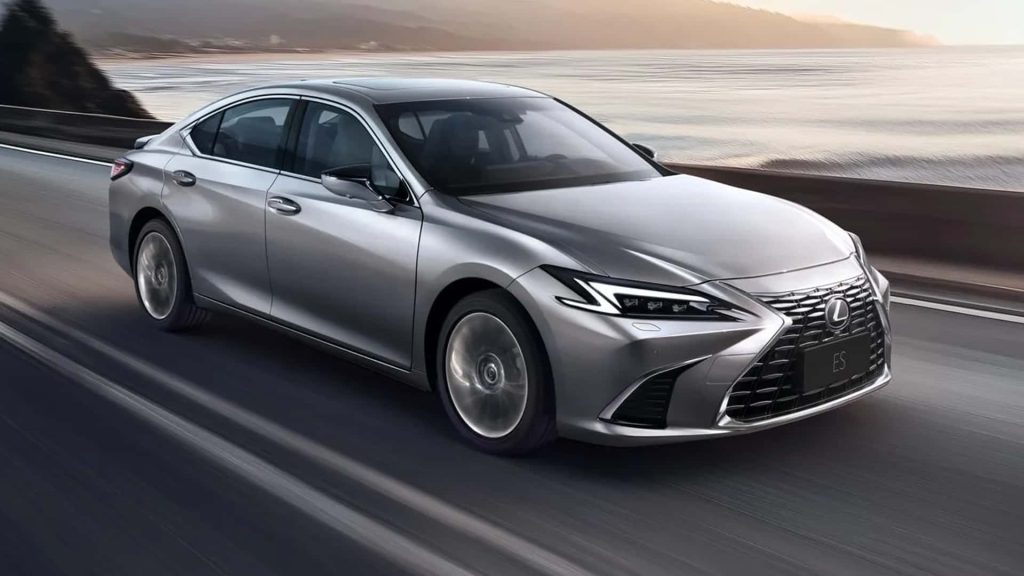 Lexus ES